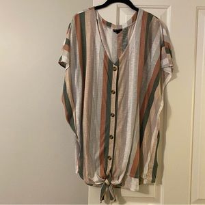 Torrid size 5 top with stripes
